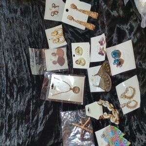 Jewelry Bundle - Earrings, Necklace, Hair Clip